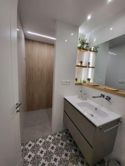 O 3 De Monteferro Apartment Nigran Exterior photo